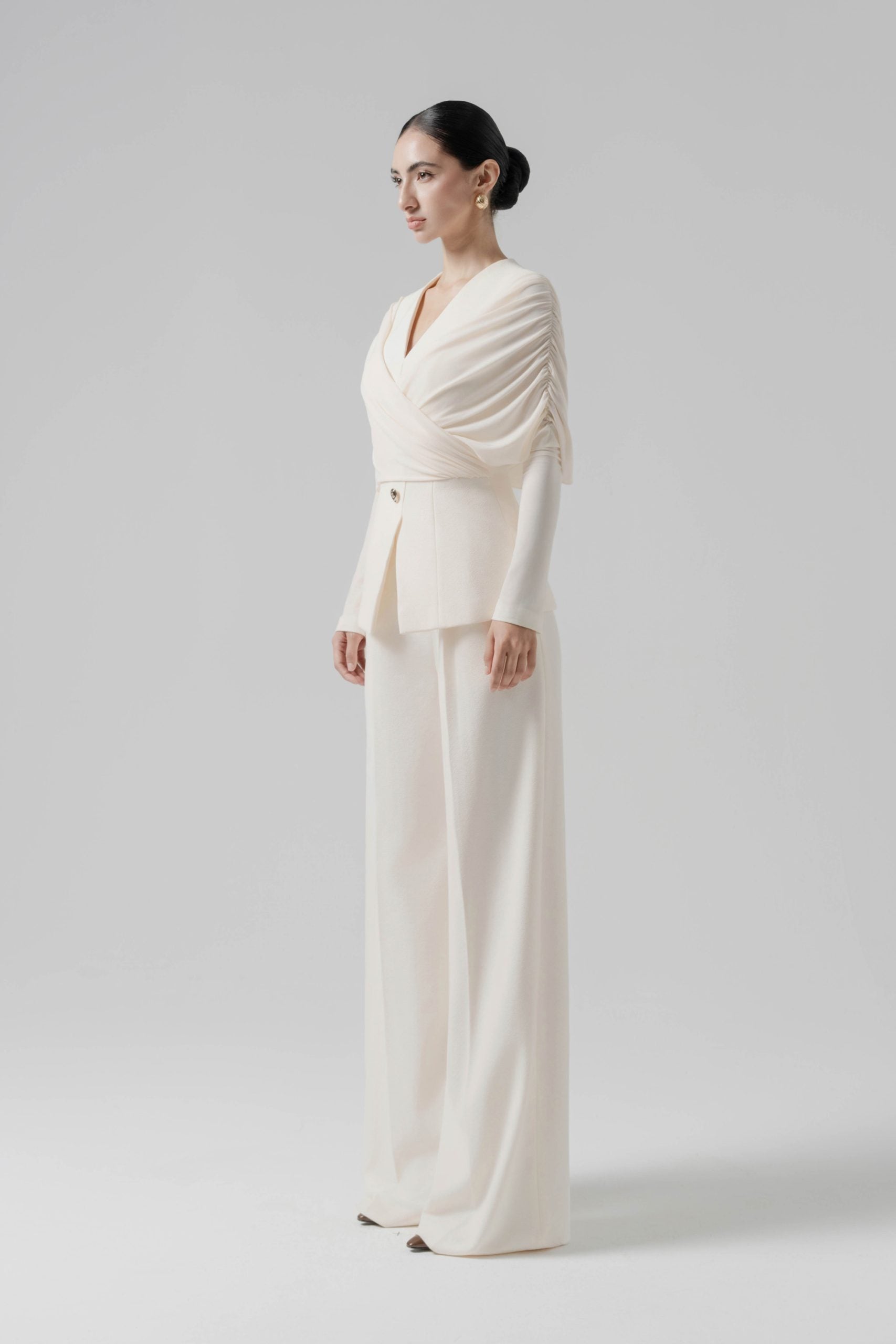 Stillness Cream Set (Blazer & Trousers) image 1