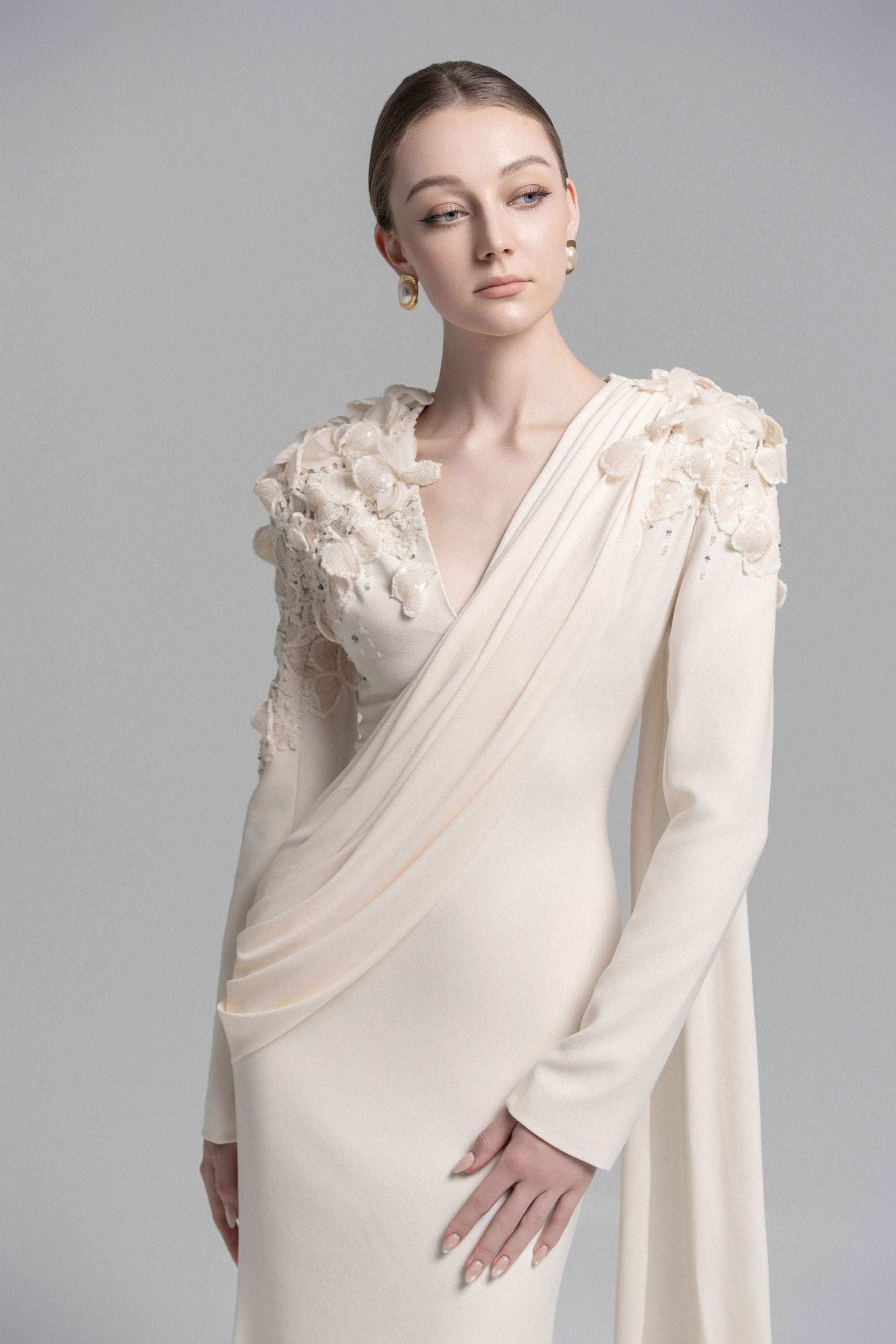 Alluring Lace-Appliqué Mermaid Gown image 8