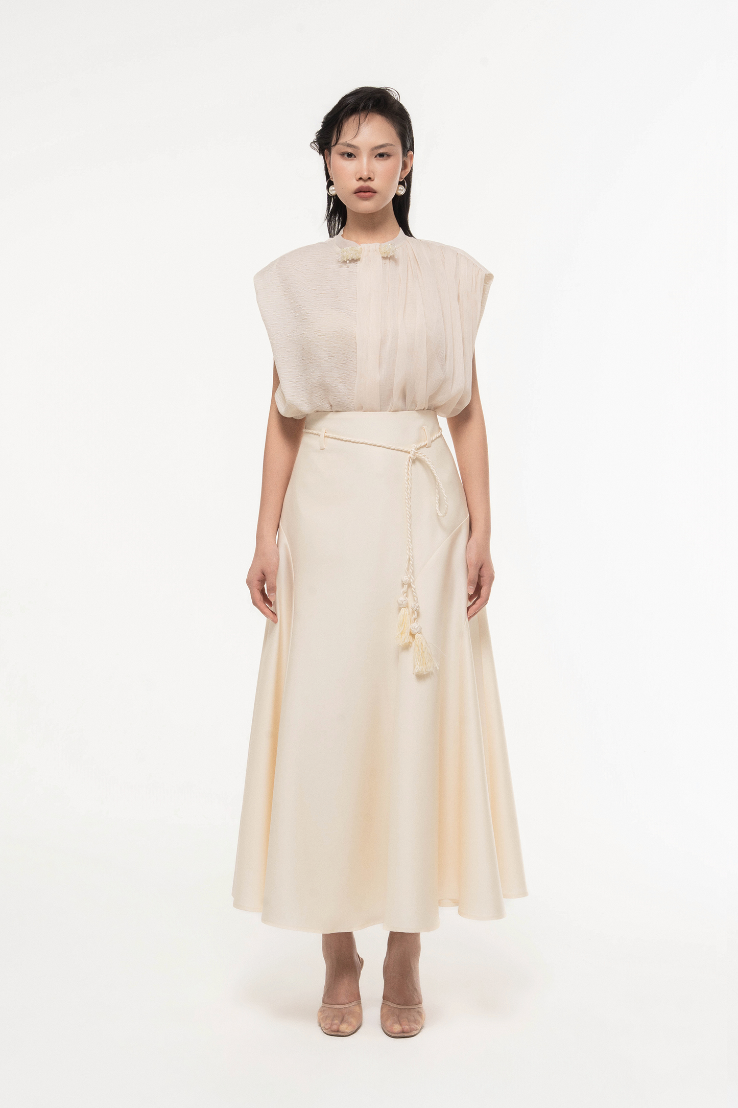 Draped Sleeveless Set Design