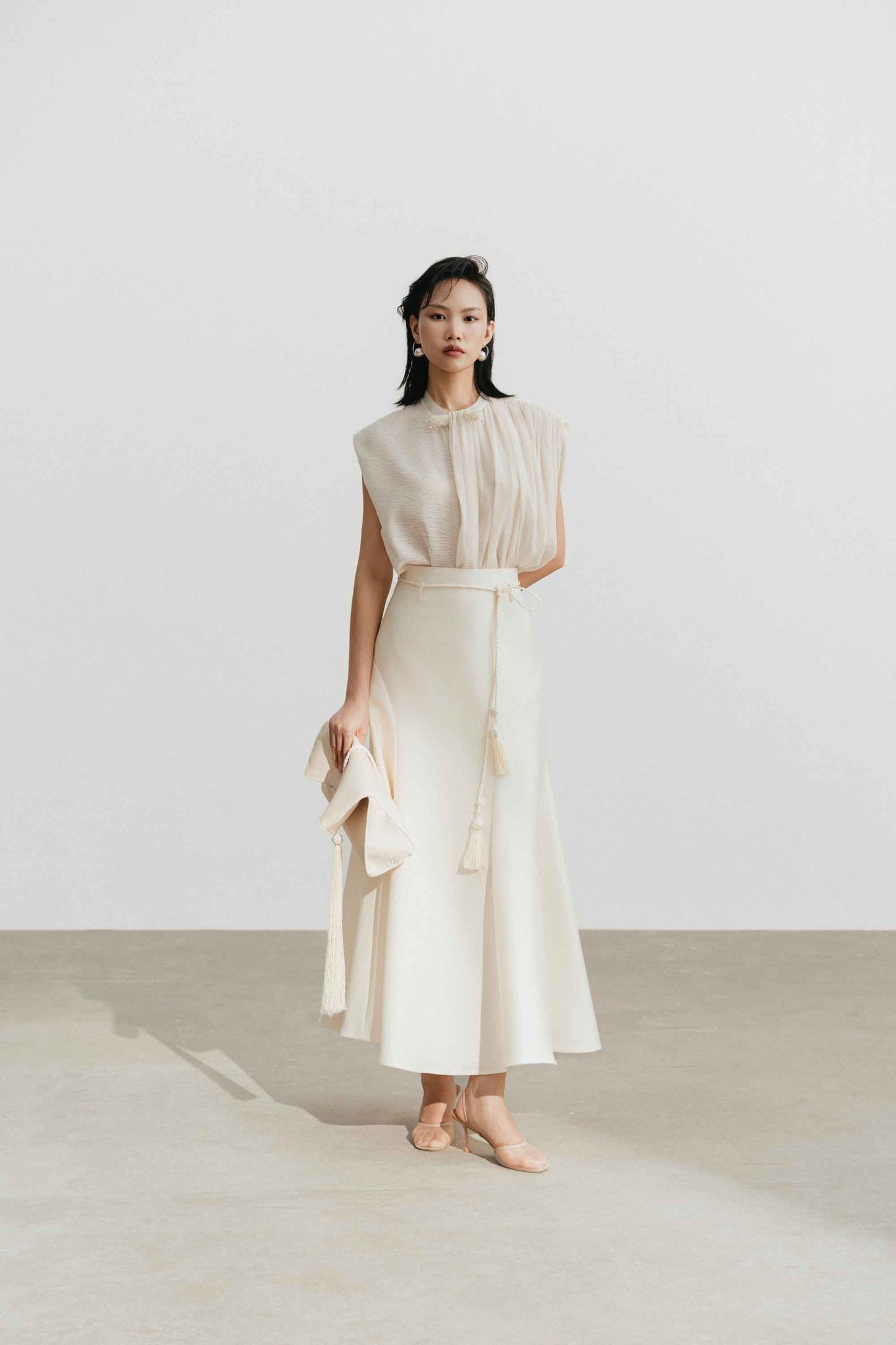 Draped Sleeveless Set Design