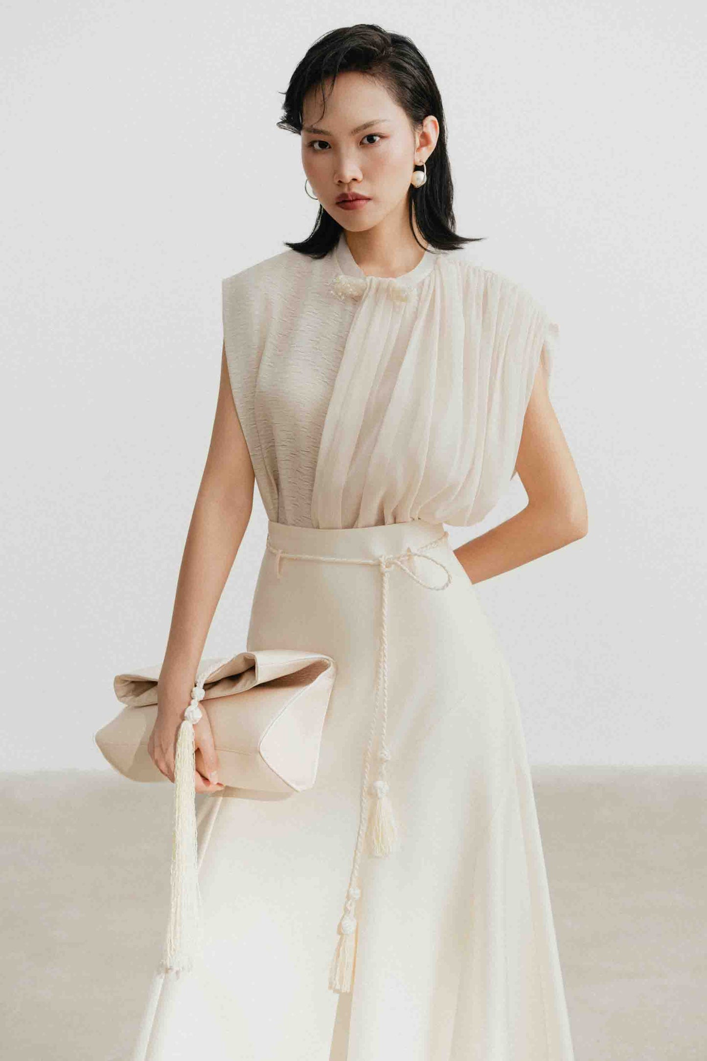 Draped Sleeveless Set Design