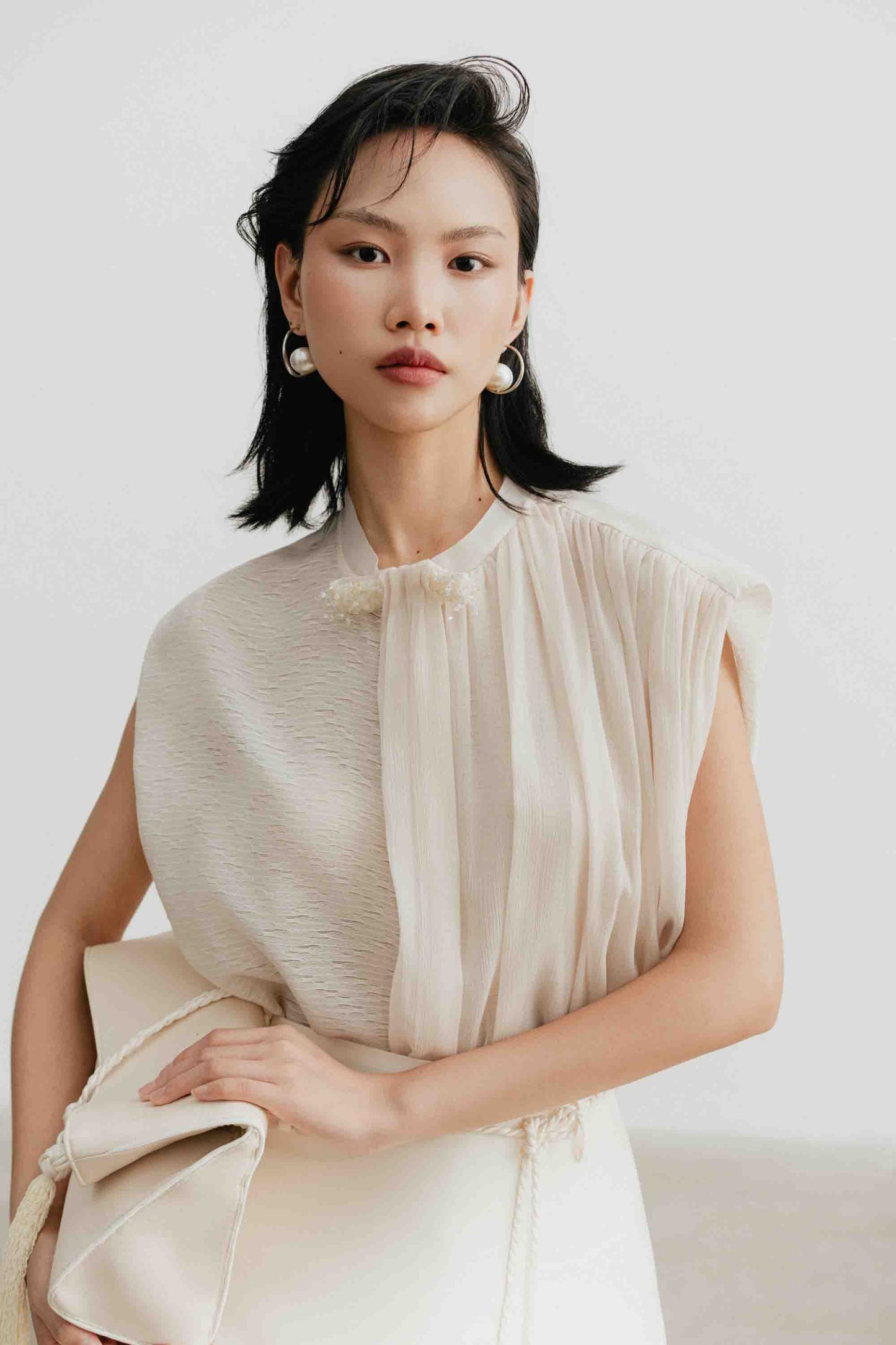 Draped Sleeveless Set Design