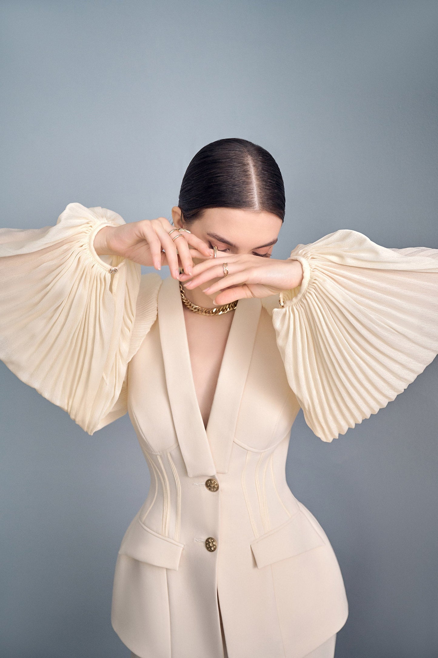 Flora Cream Puffy Sleeves Set Design