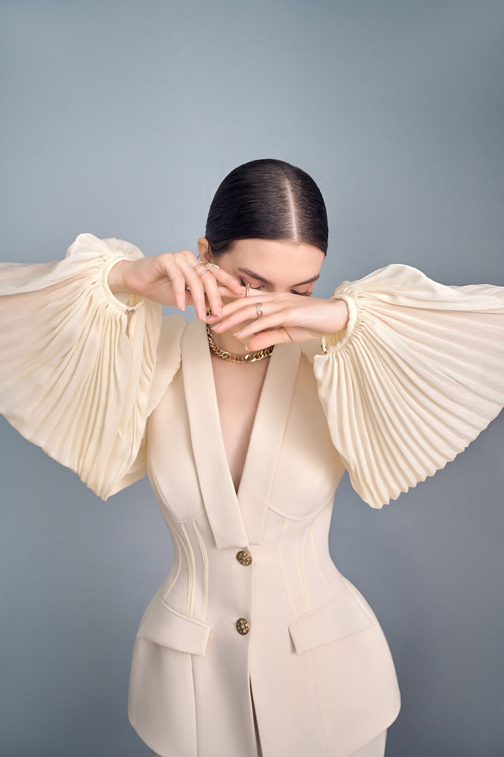 Flora Cream Puffy Sleeves Set Design