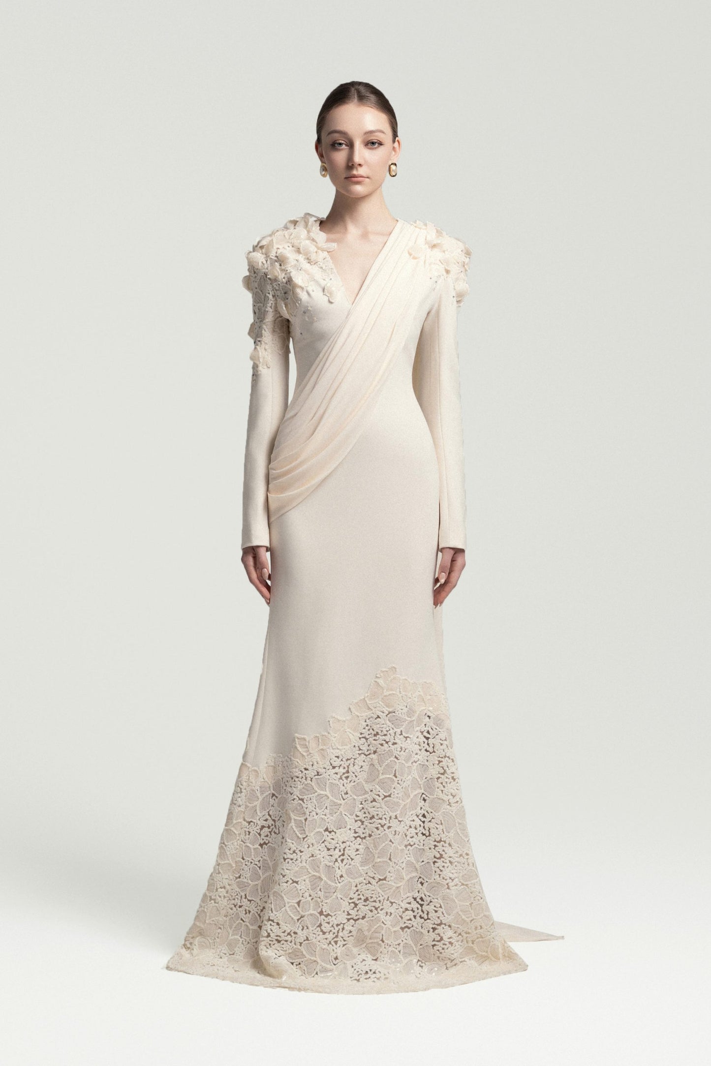 Alluring Lace-Appliqué Mermaid Gown image 0