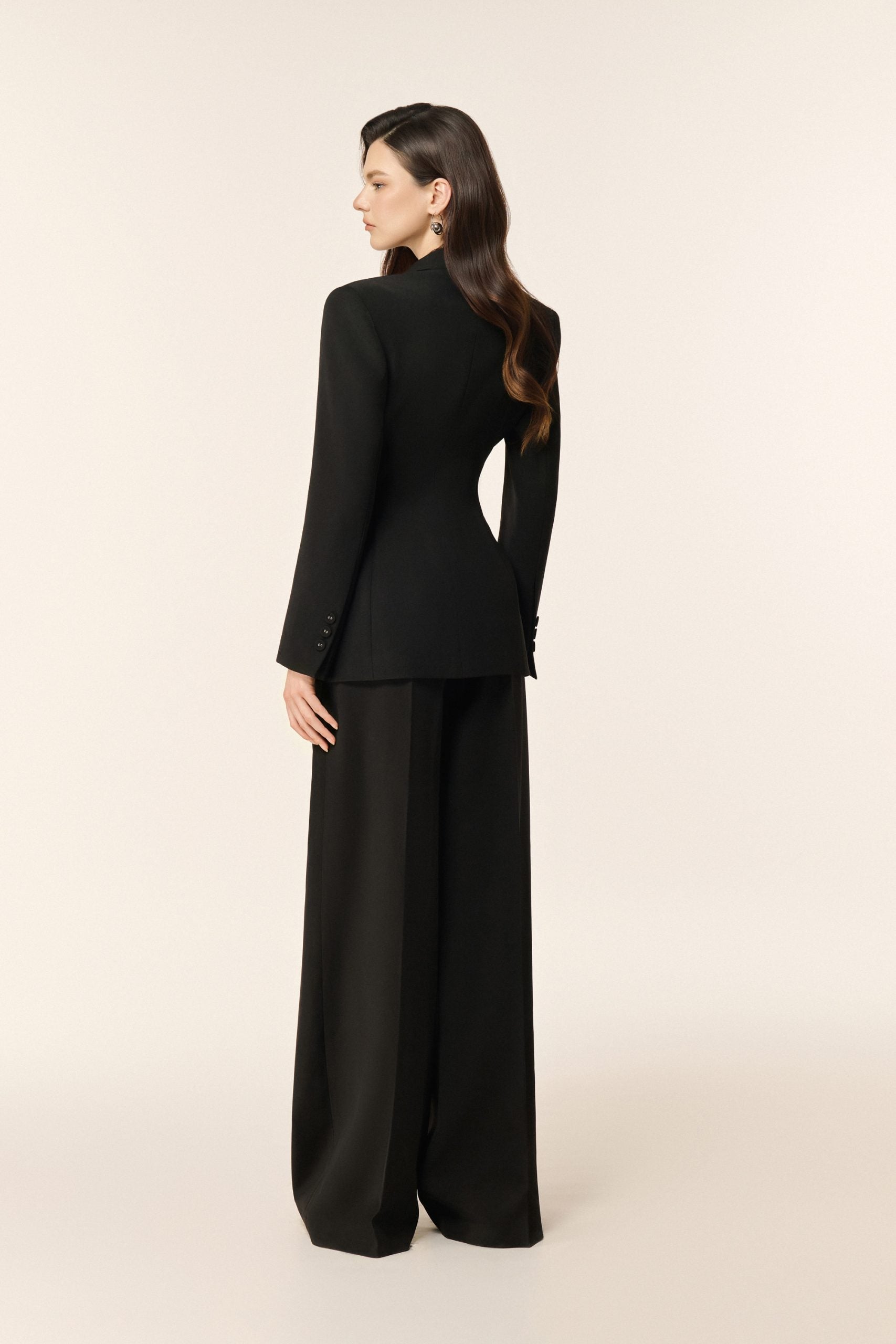 Classic Blazer in Black image 2