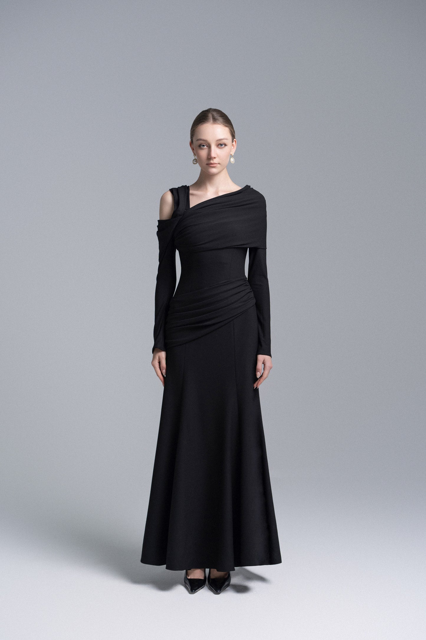 Black Twisted Shoulder Midi Dress image 0