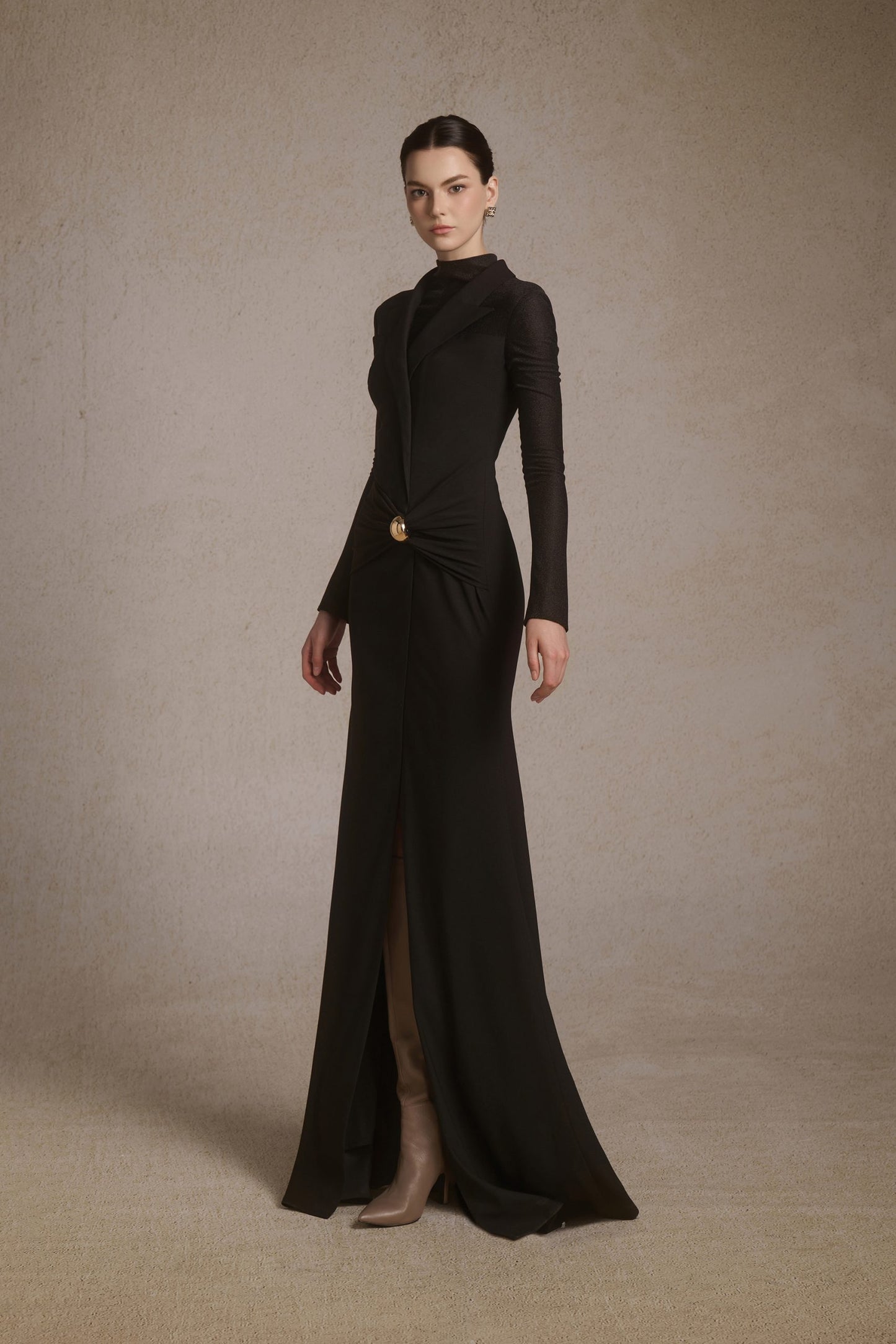 Vesta Knot Midi in Black image 1