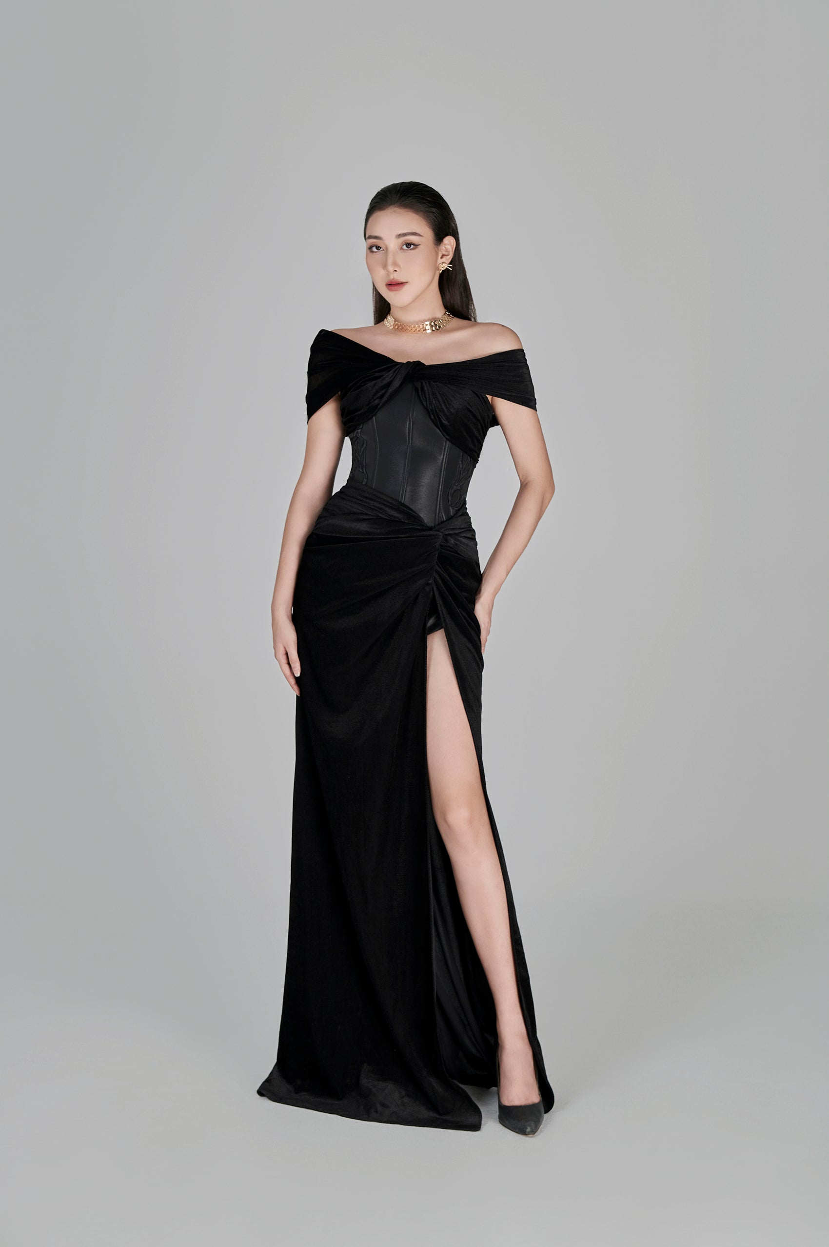 Ana Off-the-shoulder Corset Gown